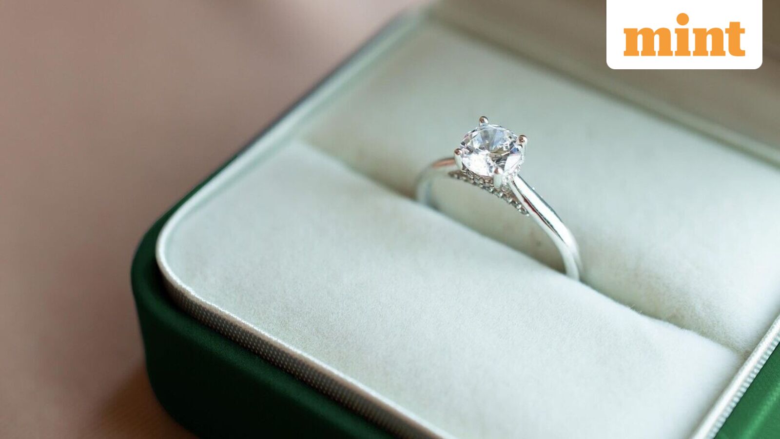 PNGS Reva Diamond Jewellery share price jumps over 16% after weak listing