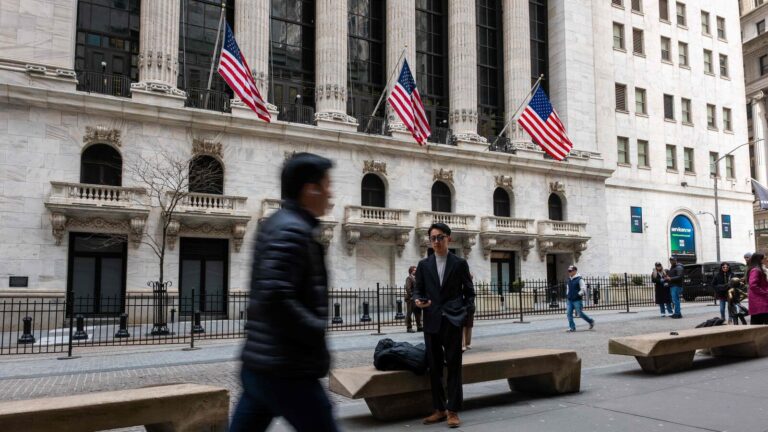 Wall Street declines as crude prices advance on intensifying Middle East war