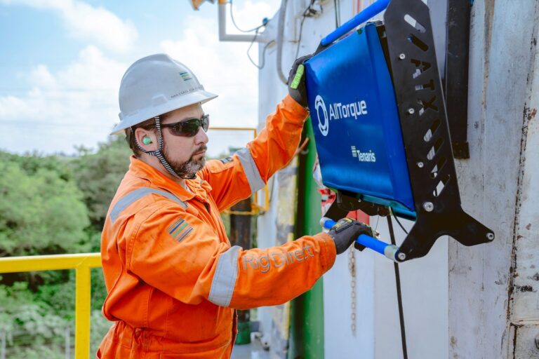 Tenaris acquires AllTorque oilfield division to expand tubular running technology