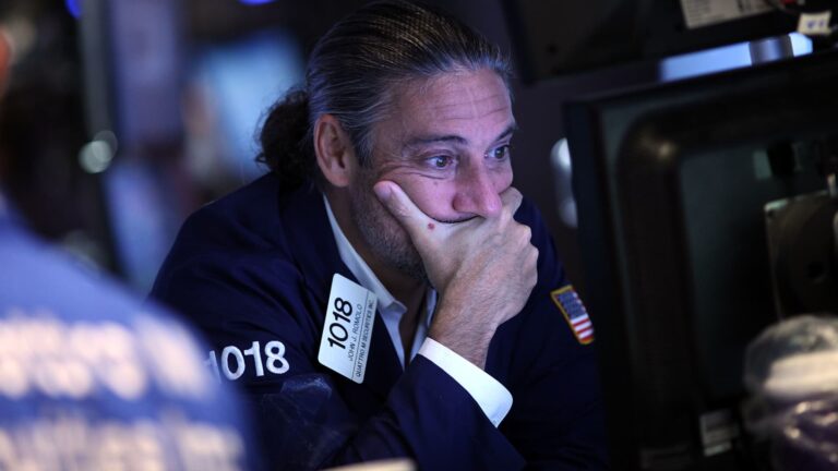 Treasury yields rise as collapse of Iran talks clouds inflation outlook