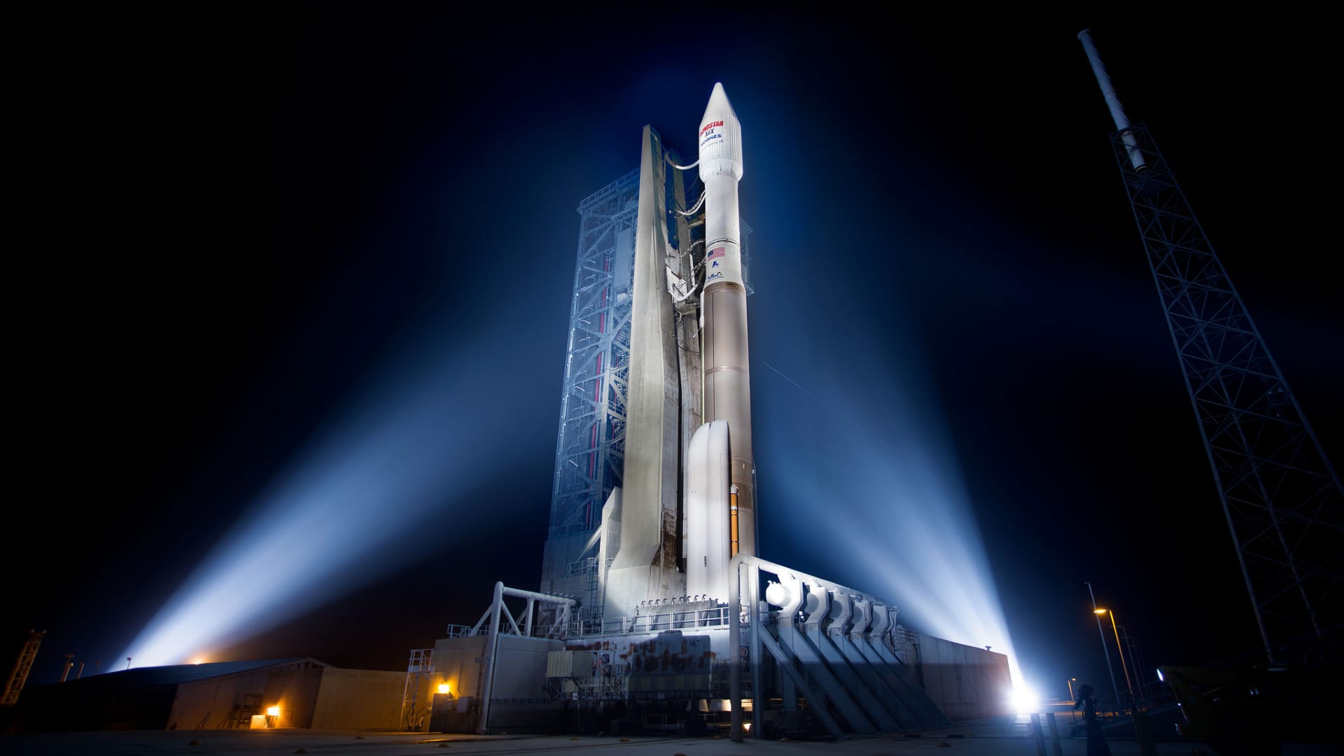 This derivative stock play on SpaceX could be setting up for another breakout, charts show