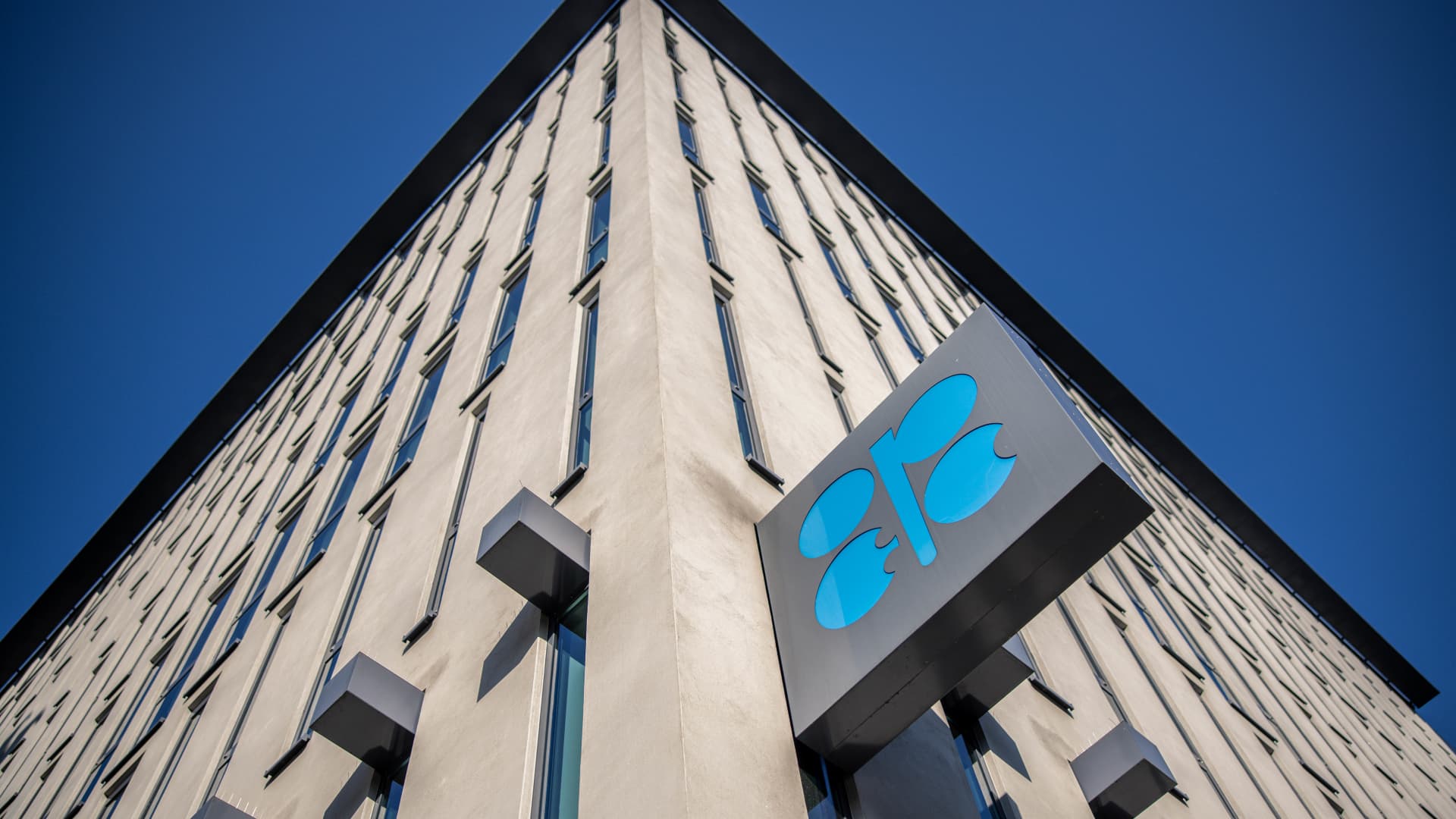 European stocks to open lower as UAE OPEC exit complicates oil supply outlook