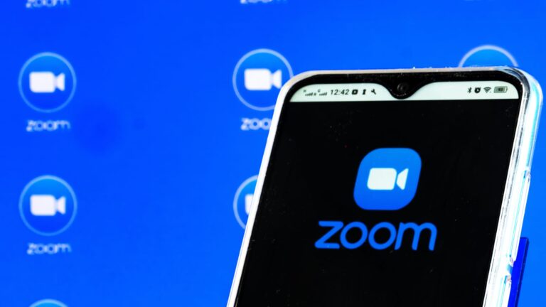 Investor Joe Terranova says one public stock is a back door way to play the booming fortunes of private Anthropic