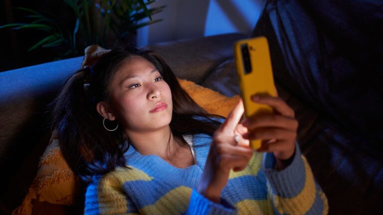 Stay afloat: The 4 money moves that matter after a layoff