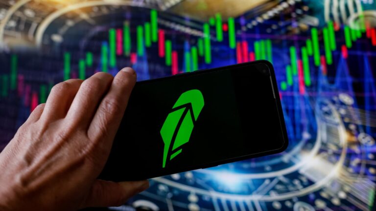 Robinhood’s Trump Accounts partnership signals big upside for the stock, analysts say