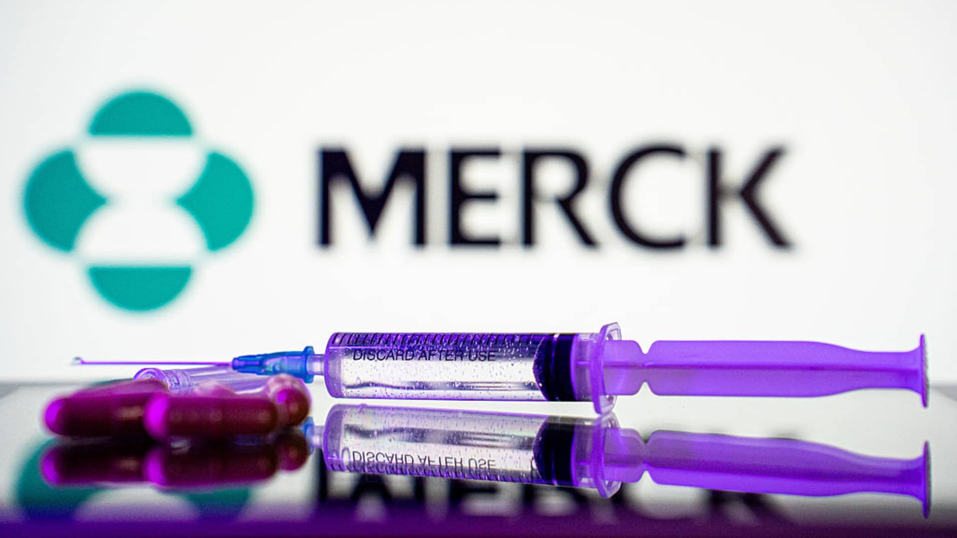 Merck shares are forming a bullish chart pattern, and a breakout could be on the horizon