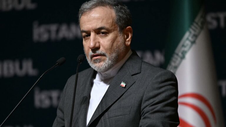 Iran's top diplomat expected in Pakistan Friday night to discuss peace plans: MS NOW