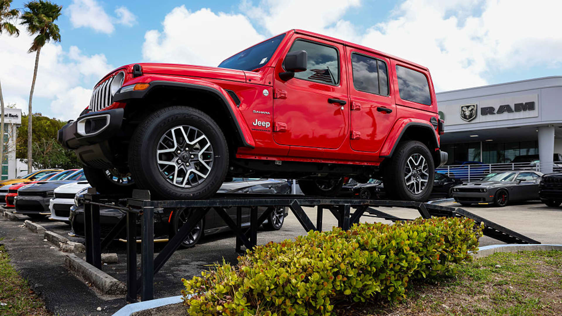 Jeep maker Stellantis beats expectations as first-quarter operating income tops $1 billion