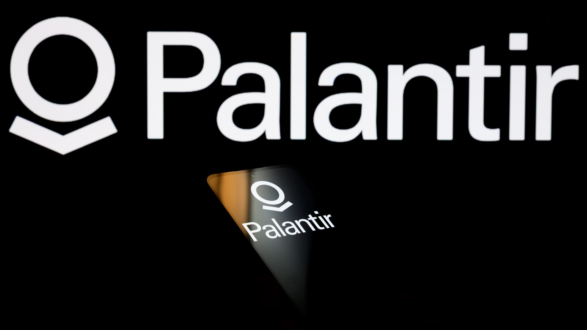 Palantir is a stock in peril. Look at these chart support levels before any major washout