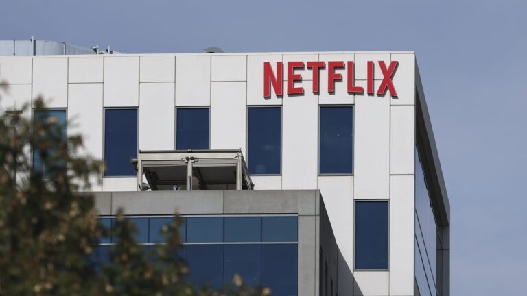 Netflix is lower after latest earnings report. Many analysts say buy the dip — here's why