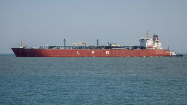 India turns to Iran for oil and gas after 7-year hiatus, signaling limits to U.S. tilt