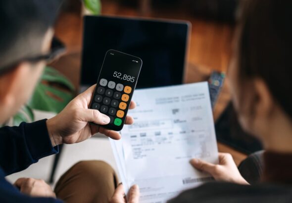 3 steps to creating a bare-bones budget, and how a budgeting app can assist