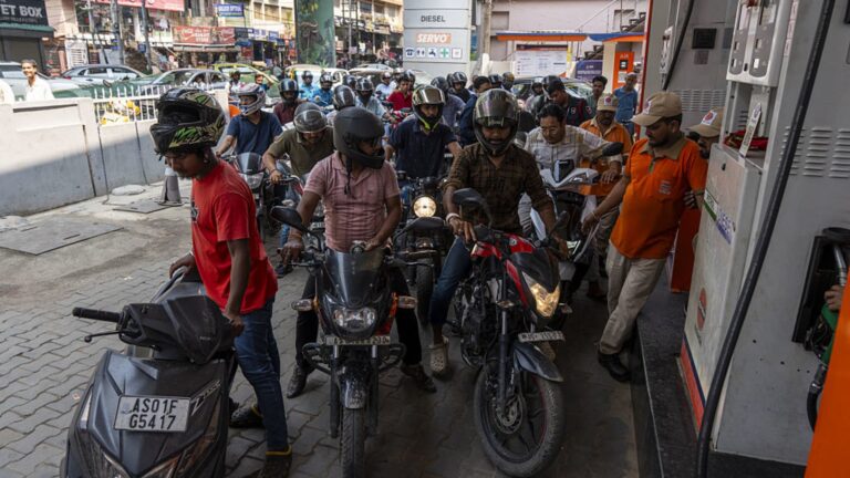 India makes first Iranian oil purchase in seven years with no payment problems