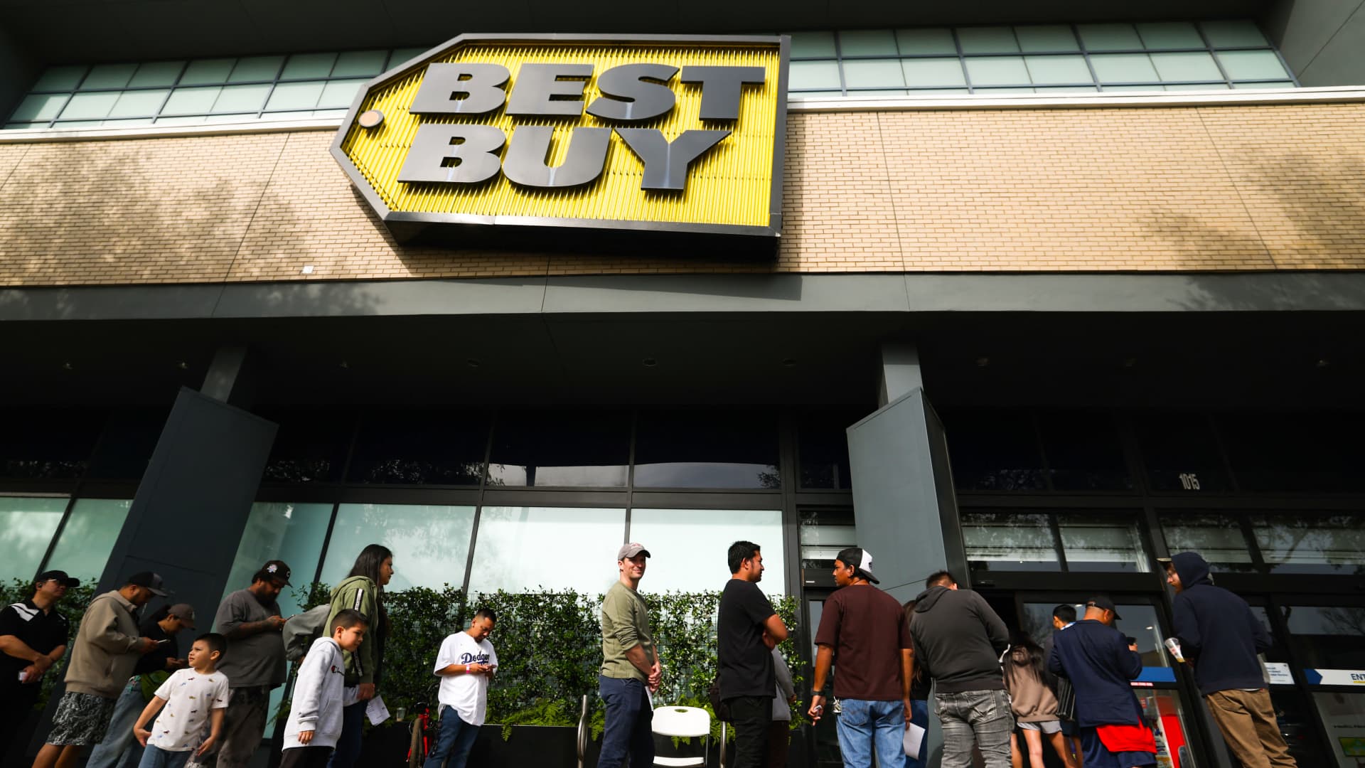 Stocks making the biggest moves premarket: Goldman Sachs, Best Buy, Fastenal & more