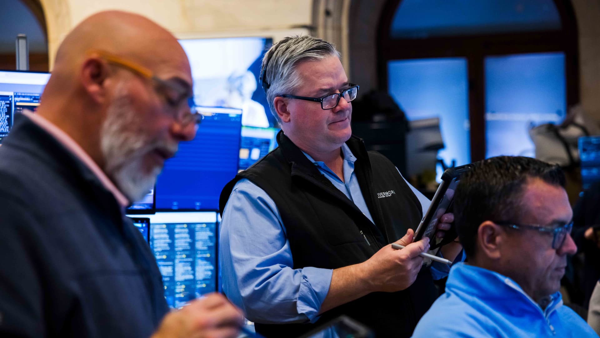 Stocks had a massive rally to end March. Why they're still not out of the woods