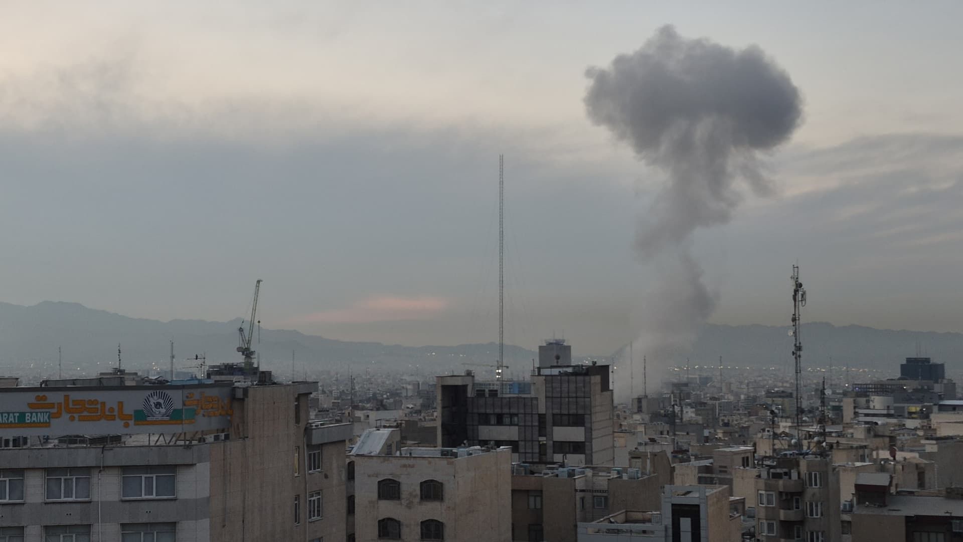 US and Iran receive peace proposal as Trump vows 'hell' if Strait stays shut