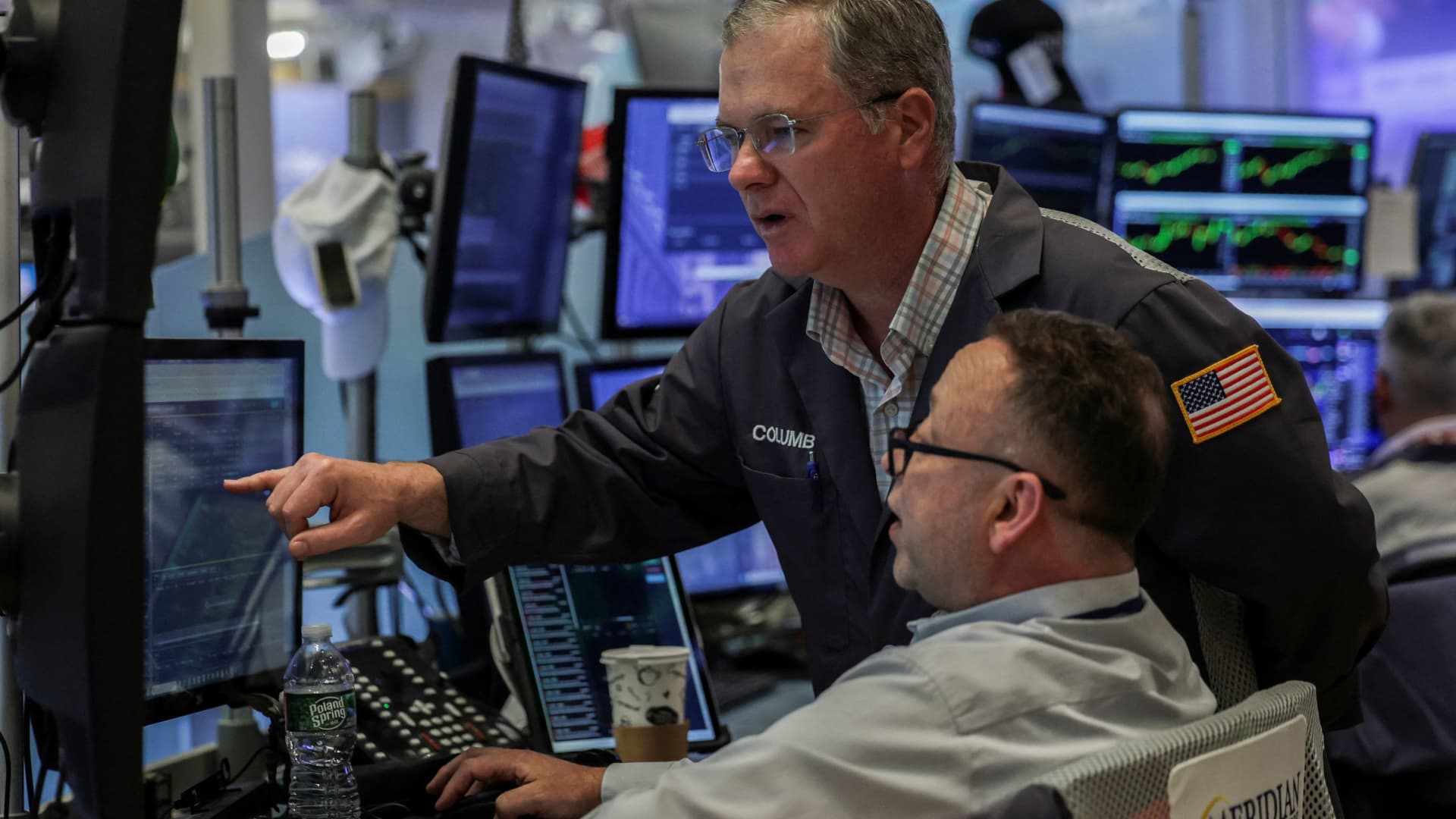 Bank of America's Michael Hartnett backs these two trades to play lower rates, 'AI war'