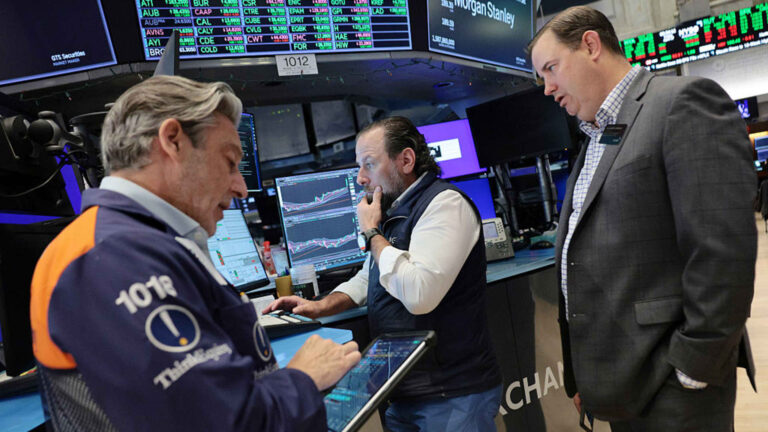 Dow futures drop 400 points as Iranian war tensions escalate: Live updates