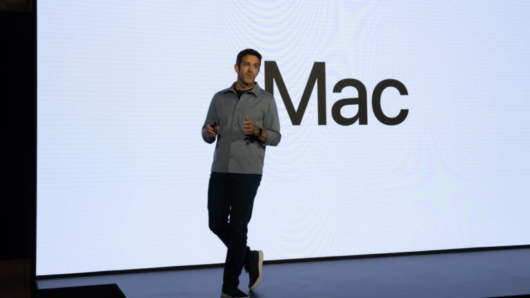 Stocks making the biggest moves after hours: Apple, Roblox, Reddit, Roku & more