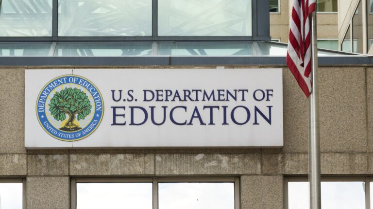 Trump officials give mixed guidance on grad school debt under new student loan cap: Financial aid group