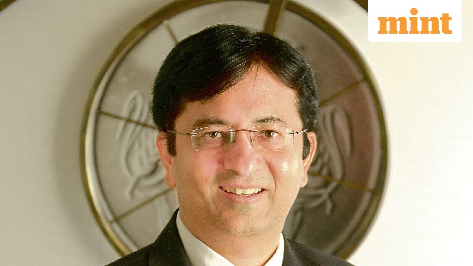 PPFAS Portfolio Churn: Rajeev Thakkar-led fund house laps up large-cap banks, sells these two RIL group stocks in March