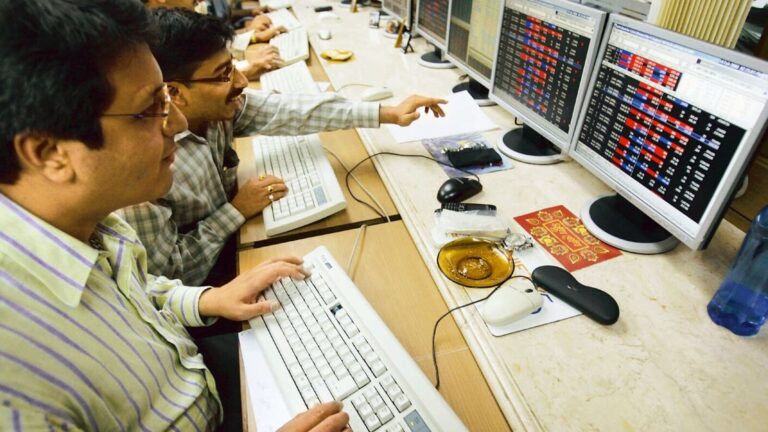 Top Gainers &amp; Losers on April 22: HCL Tech, Tata Elxsi, Infosys, Bajaj Auto, Nykaa, PTC Industries among top losers