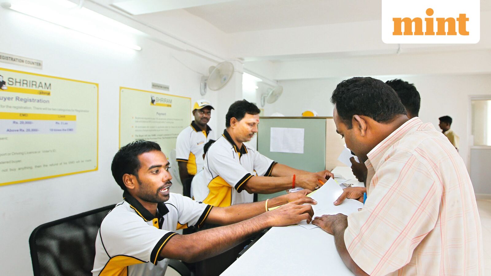 Shriram Finance Q4 Results: Net profit jumps 41% to  ₹3,014 crore YoY, final dividend of  ₹6/share recommended