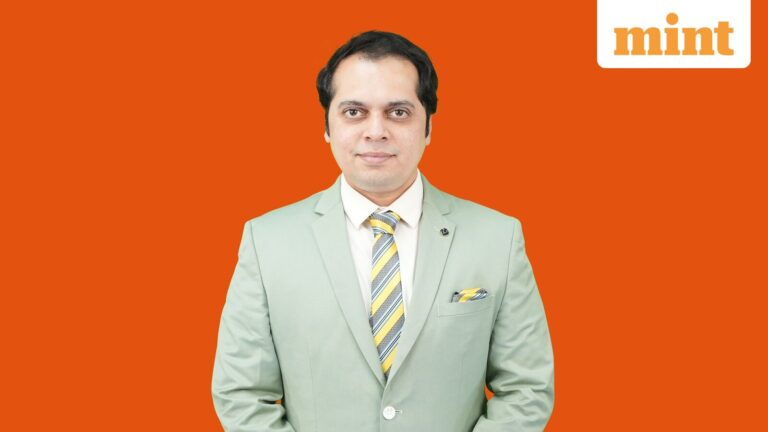 TCS to ITC- Jay Thakkar suggests 3 stocks to buy or sell for short-term in F&O segment | Stock Market News