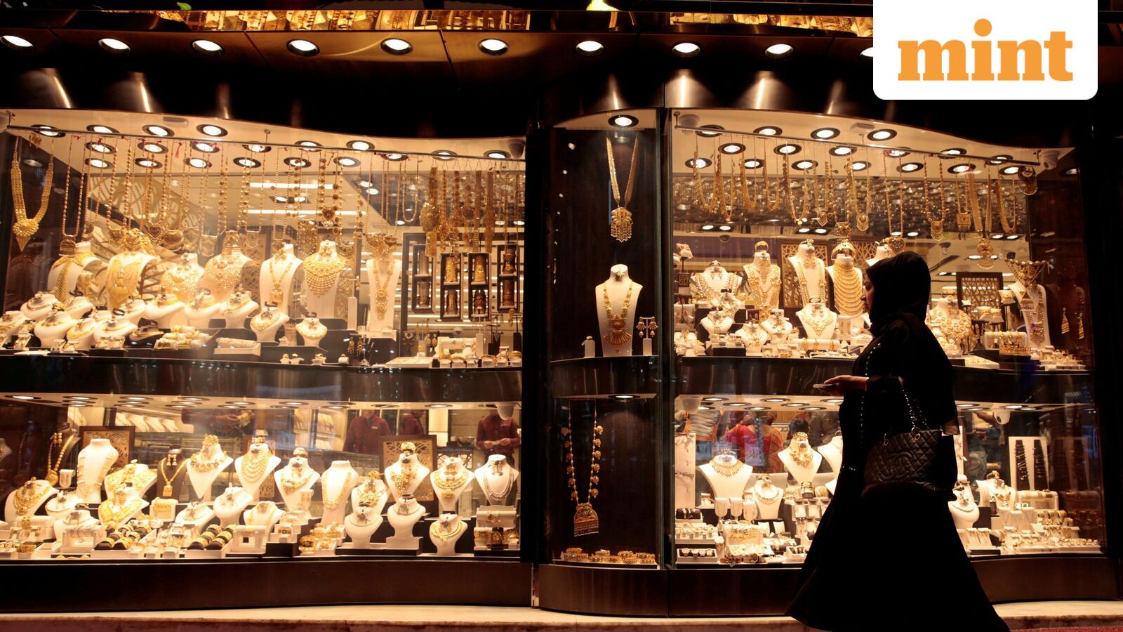 Gold rate today, 8 April: Gold price jumps as oil prices crash after de-escalation in the US-Iran war | Stock Market News