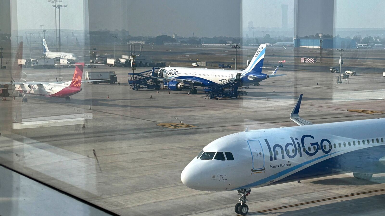 IndiGo shares skyrocket 11% as crude oil price nosedives 16% amid US-Iran ceasefire — Time to buy?