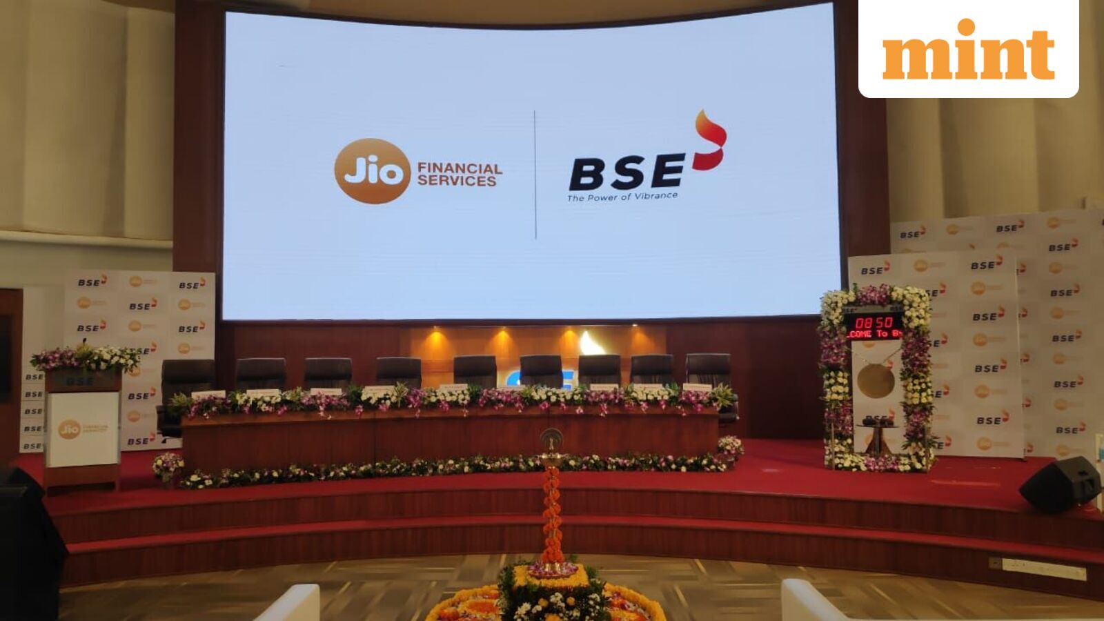 Jio Financial Q4 Results LIVE: Reliance group stock rises 1.5% ahead of earnings, dividend announcement. What to expect?