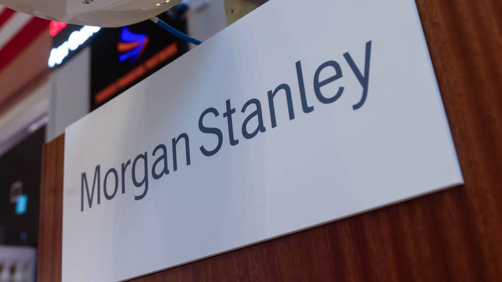 Morgan Stanley shares climb 5% after Q1 profit beats estimates on strong dealmaking &amp; record trading revenue
