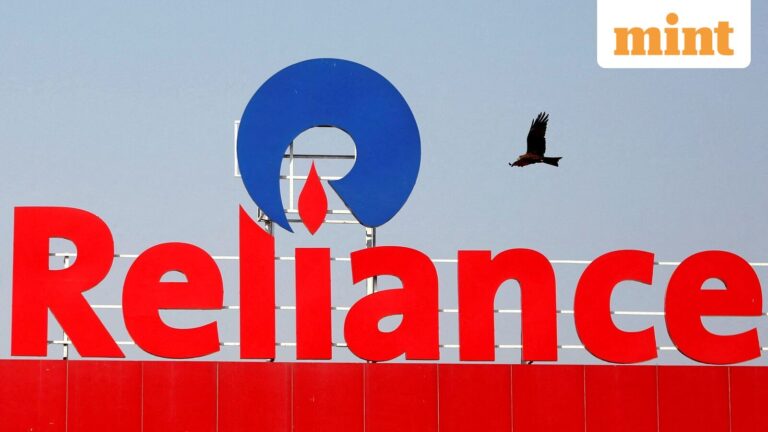Reliance share price falls over 4%; market cap slips below  ₹18 lakh crore