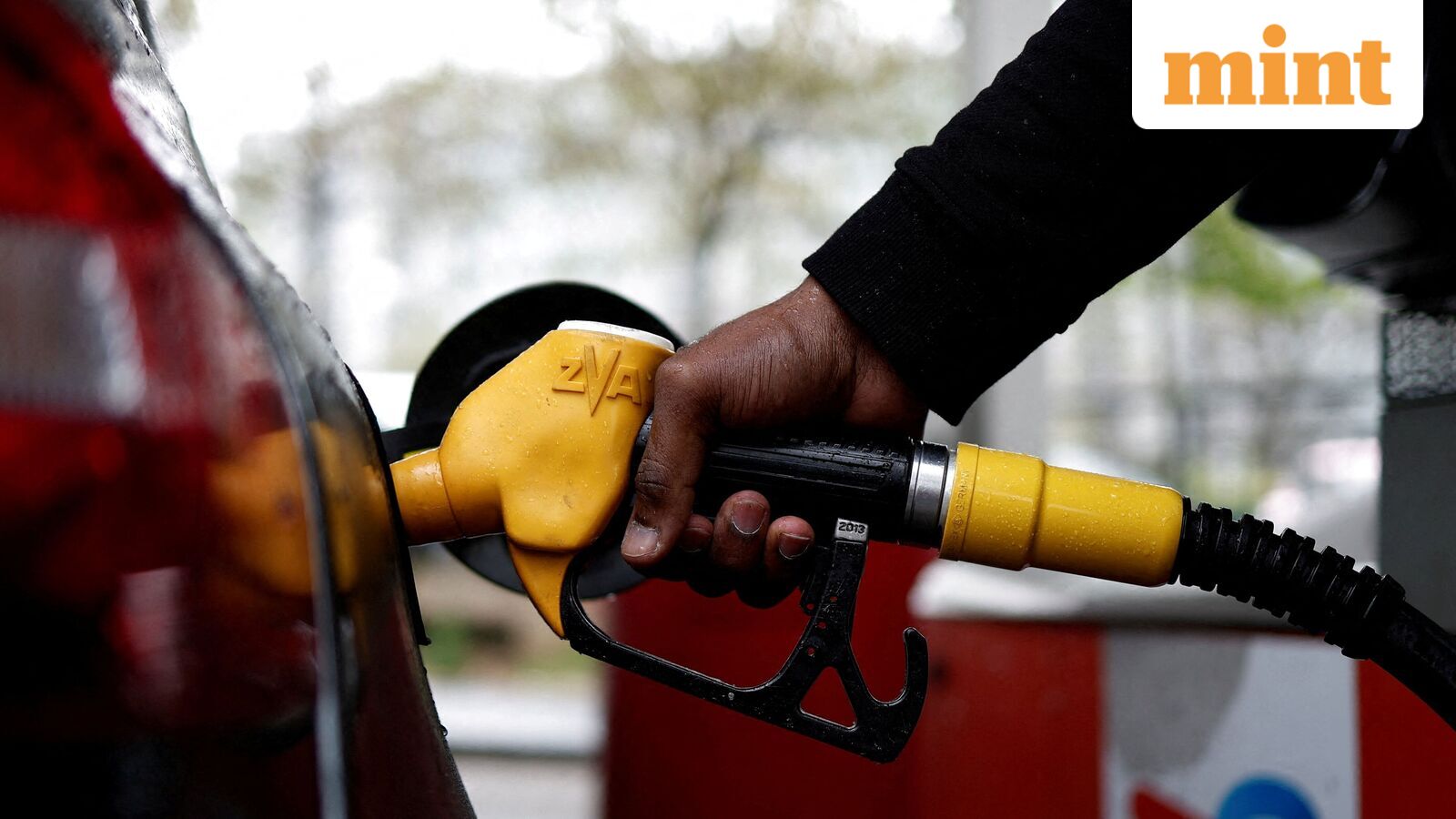 IOC, BPCL to HPCL: PSU oil stocks show resilience against rising crude oil prices | Stock Market News