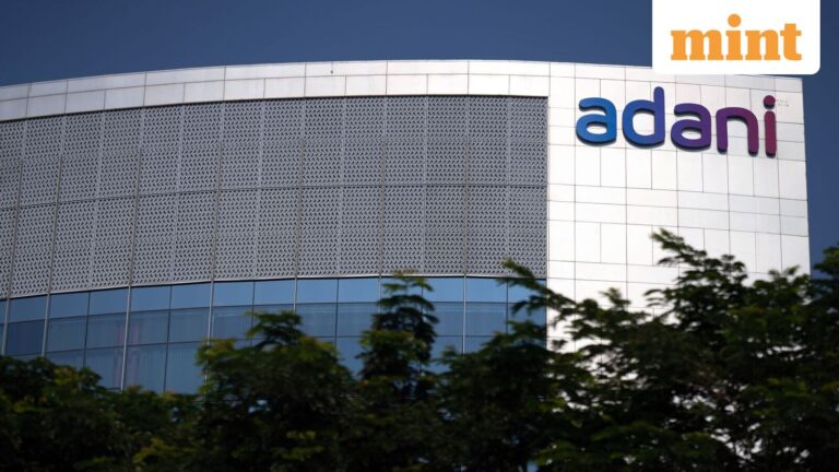 Adani Green Energy Q4 Results: Profit soars 34% YoY to  ₹514 crore; income up 14%