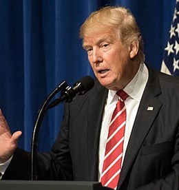 U.S. halts Iran talks amid hardened positions, Hormuz traffic near zero