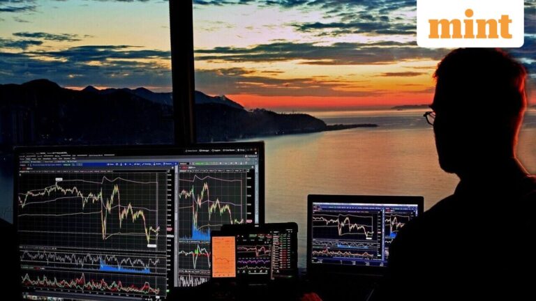 FPI Exodus: Financial sector sees over  ₹19,000 crore outflows in April; IT, FMCG, Auto also hit