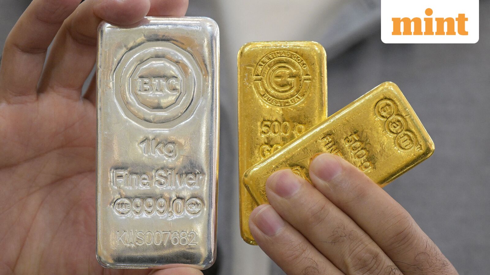 Gold, silver prices today: Check retail rates of 24K, 22K gold, 999 silver on 27 April in Delhi, Mumbai, Pune, others