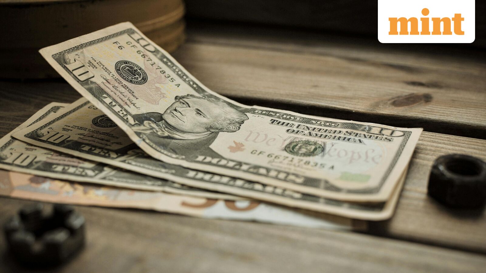 Dollar slides to 4-week low as US-Iran ceasefire dents war's most high-profile haven