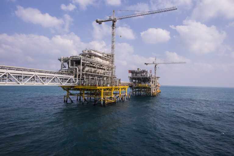 Saipem wins $400 million Aramco offshore EPCI contracts at Safaniya field