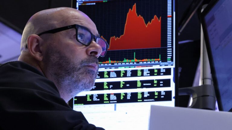 Treasury yields resume climb as traders monitor inflation risks