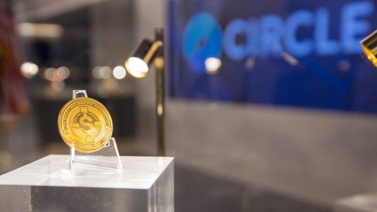 Circle jumps 16% on Clarity Act compromise that preserves stablecoin rewards
