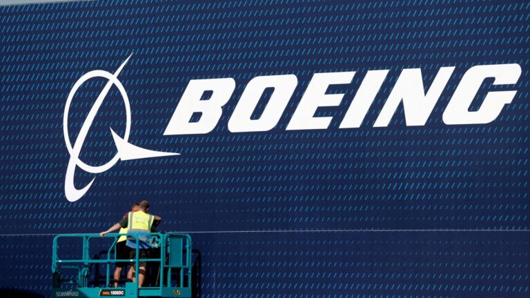 Here's what the latest pickup in Boeing deliveries means for investors