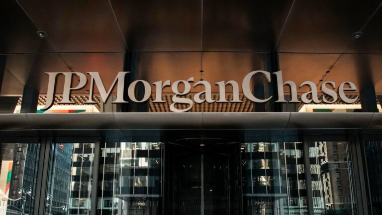 JPMorgan Chase-led bank group reins in credit line to troubled KKR private credit fund as losses mount