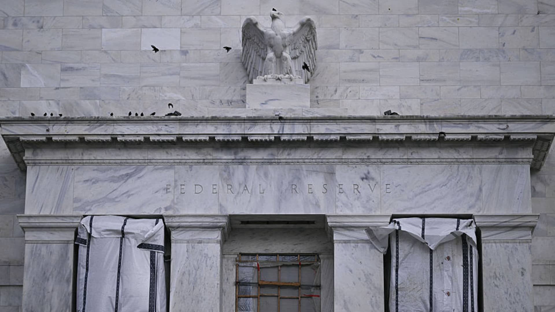 Fed dissenters explain 'no' votes, saying they disagreed with hinting next move would be a cut