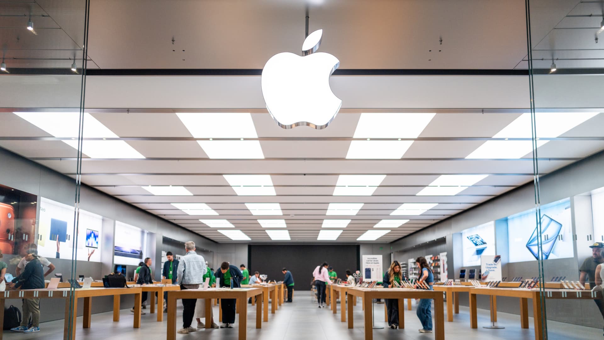Cramer says Apple and Eli Lilly still have room to run after post-earnings rallies