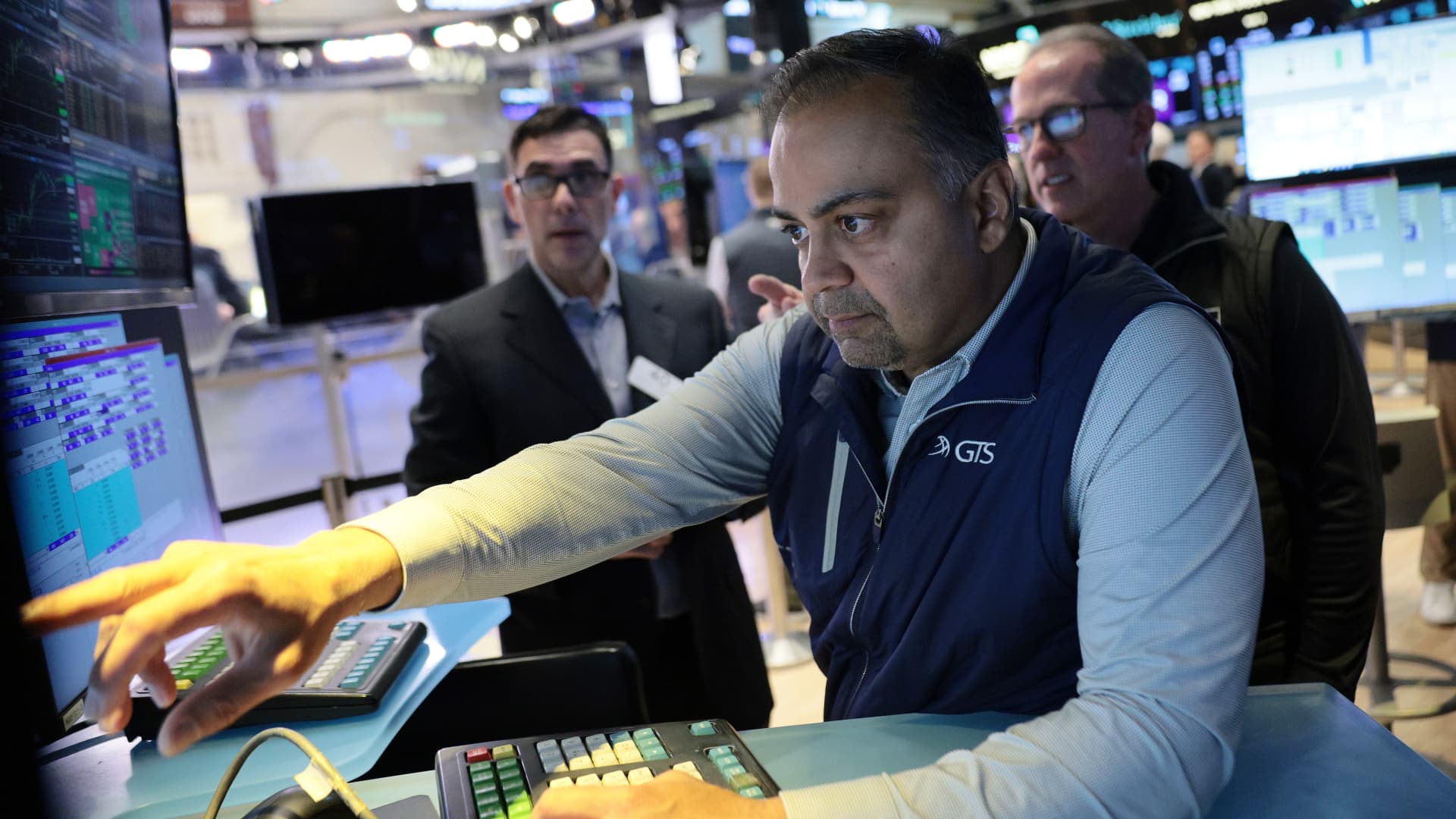 Wall Street and Main Street face off next week with Nvidia, consumer earnings. Here's what's ahead 