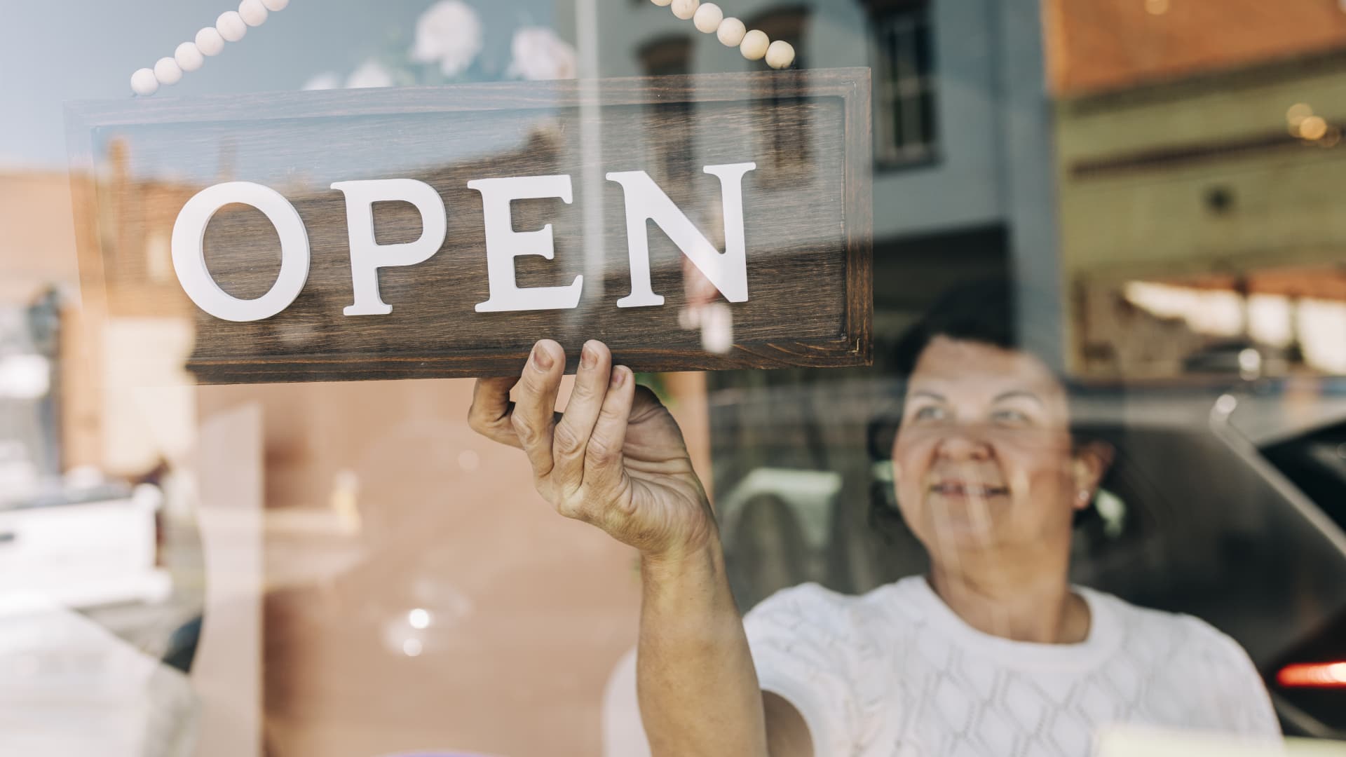 Capital One Venture Business review: Earn up to 150,000 bonus miles, $100 in annual credits