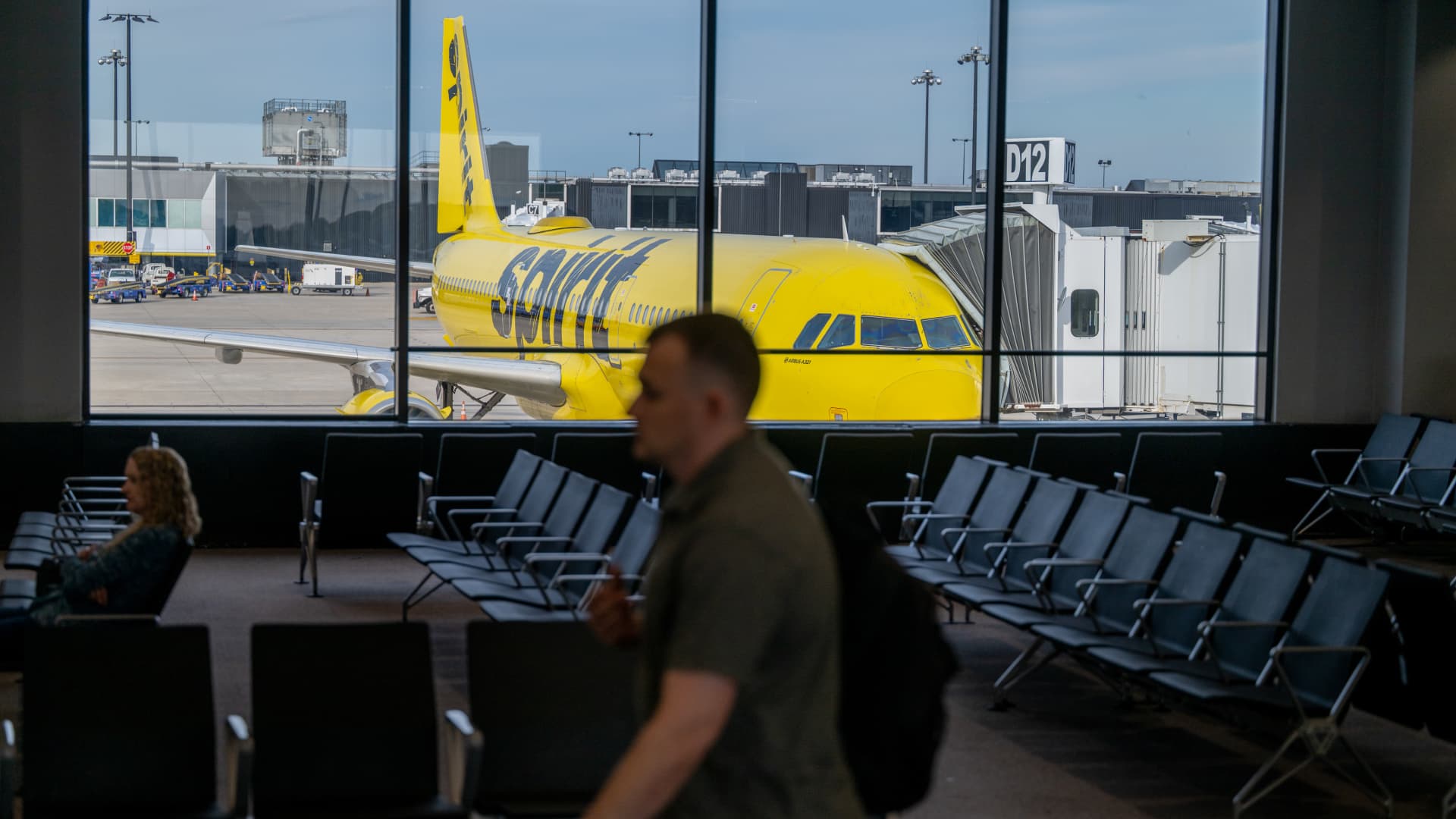 Spirit starts monthslong process of dismantling airline after biggest collapse in a generation