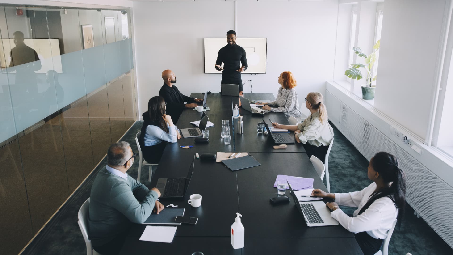 Do you need a chief AI officer? Here's how the tech is changing boardrooms